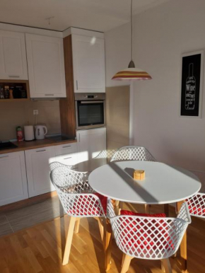 Beli apartman naselje Zova Zlatibor